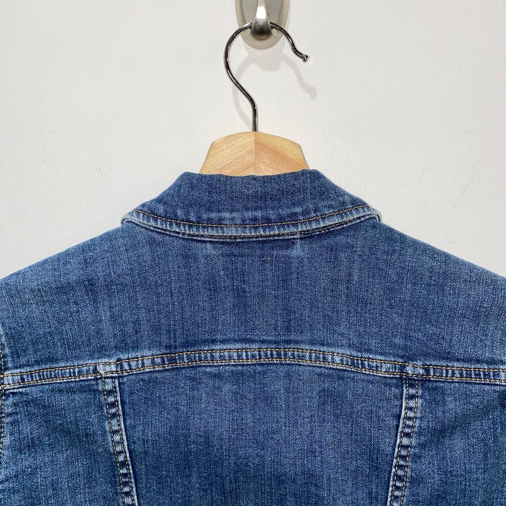 Levi Strauss Fitted Denim Jacket, Button up, Women’s Medium - Picture 7 of 9